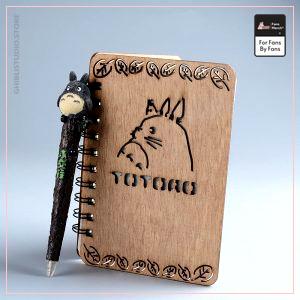 Totoro Notizbuch aus Holz